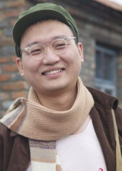 Zhou You (1970)