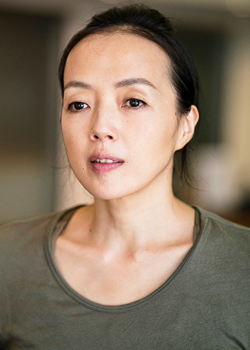 Sheu Fang Yi (1971)