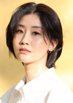 Jacqueline Zhu (1982)