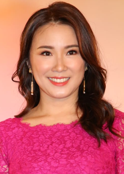 Mandy Cho (1982)