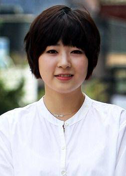 Yoon Chae Yeong (1984)