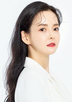 Jeon Ji Soo (1985)