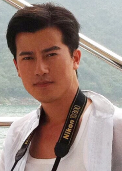 Apollo Luo (1986)