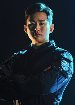 Lee Jin Bong (1988)