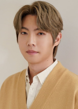 Son Tae Jin (1988)