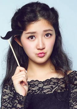 Fiona Fang (1999)