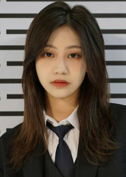 Yoki Yuan (SNH48 Team HII) (2000)
