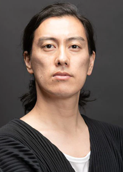 Abe Yasunori (1982)