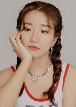 Amelia Chen (1980)
