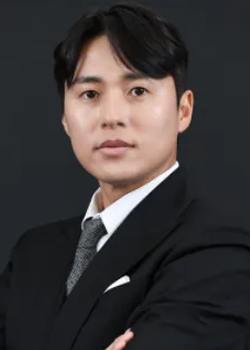 Baek Ji Hoon (1985)