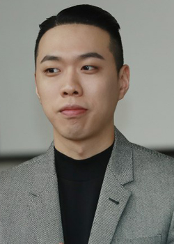 Lee Byeong Yoon (BewhY) (1993)