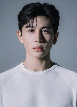 Choi Yeong Woo (1990)