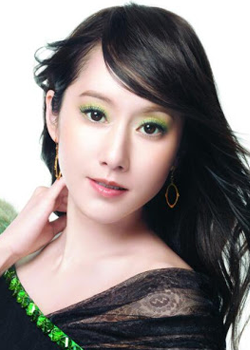 Evonne Hsu (1979)