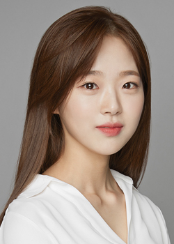 Kim Shi Eun (1999)