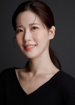 Han Yoo Hee (1993)