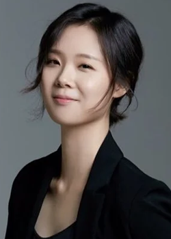 Han Yoo Kyeong (1990)