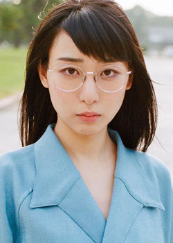 Hashiyasume Atsuko (BiSH) (1990)