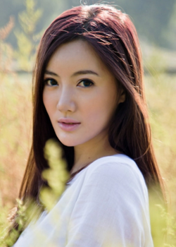 Isabella Li (1990)