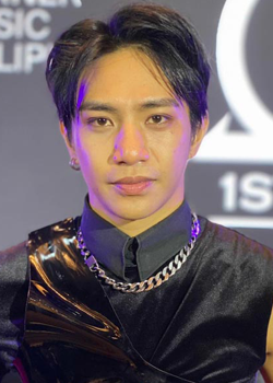 Jonas Cyrone Cruz (Alpha) (1990)