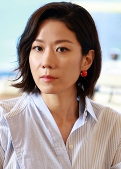 Jeon Hye Jin (1976)