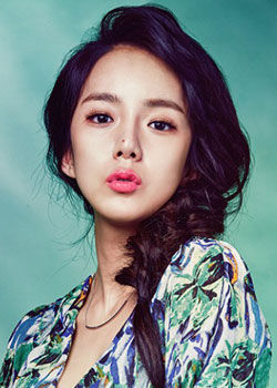 Kang Eun Bi