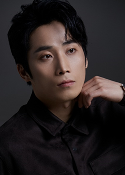 Kang Seung Woo (1990)