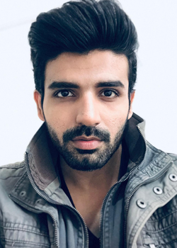 Kashif Hussain (1990)