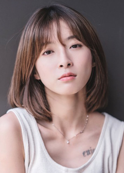Kayze Lau (1990)