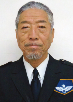 Kikuchi Eiichi (1942)