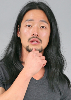 Kim Dae Myeong (1987)