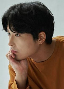 Kim Hee (1992)
