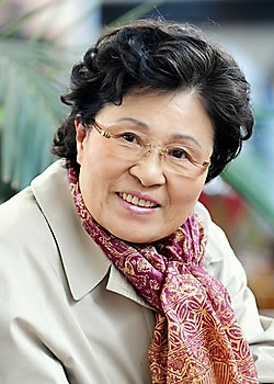 Kim Ji Yeong (1938)