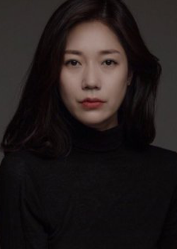 Ko Kyeong Hee (1983)