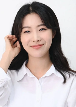 Kwon So Yi (1995)