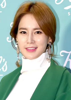 Lee Hye Won (1979)