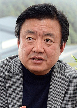 Lee Hyo Jeong (1961)