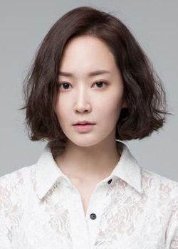 Lee Min Ji (1984)