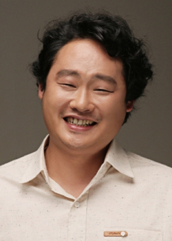 Lee Yoo Joon (1982)