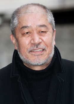 Lee Yeong Seok (1959)