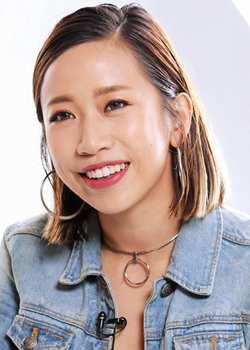 Lydia Lau (1983)