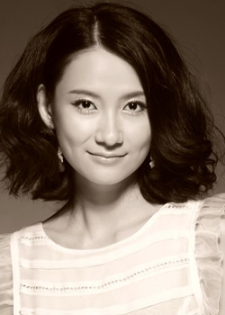 Meg Luo (1985)