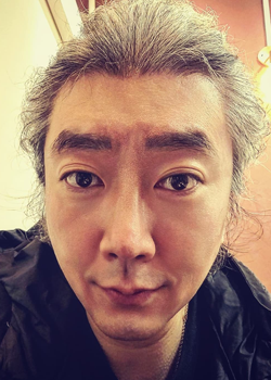 Myeong Ji Hyeon (1979)