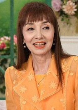 Nakayama Mari (1948)