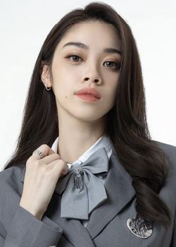 Phoebe Chang (1990)