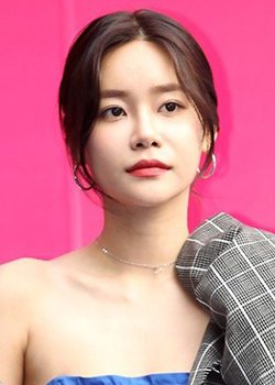 Seo Yoo Na (Yuna - AOA) (1992)