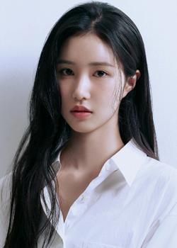 Son Ji Woo (2001)