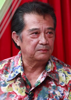 Tee Jeerasak Pinsuwan (1944)