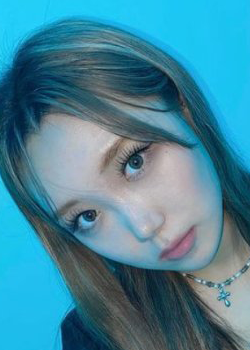 Yoon Chae Eun (VEIDY - Squid) (1990)