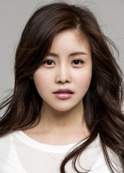 Yoo Min Chae (1981)