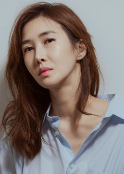 Yoon Hye Jin (1980)